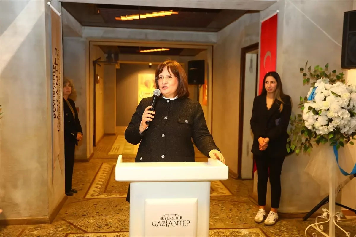 Gaziantep’te ‘Sandıktan Belleğe’ Sergisiyle Geleneksel Nakışa Yolculuk