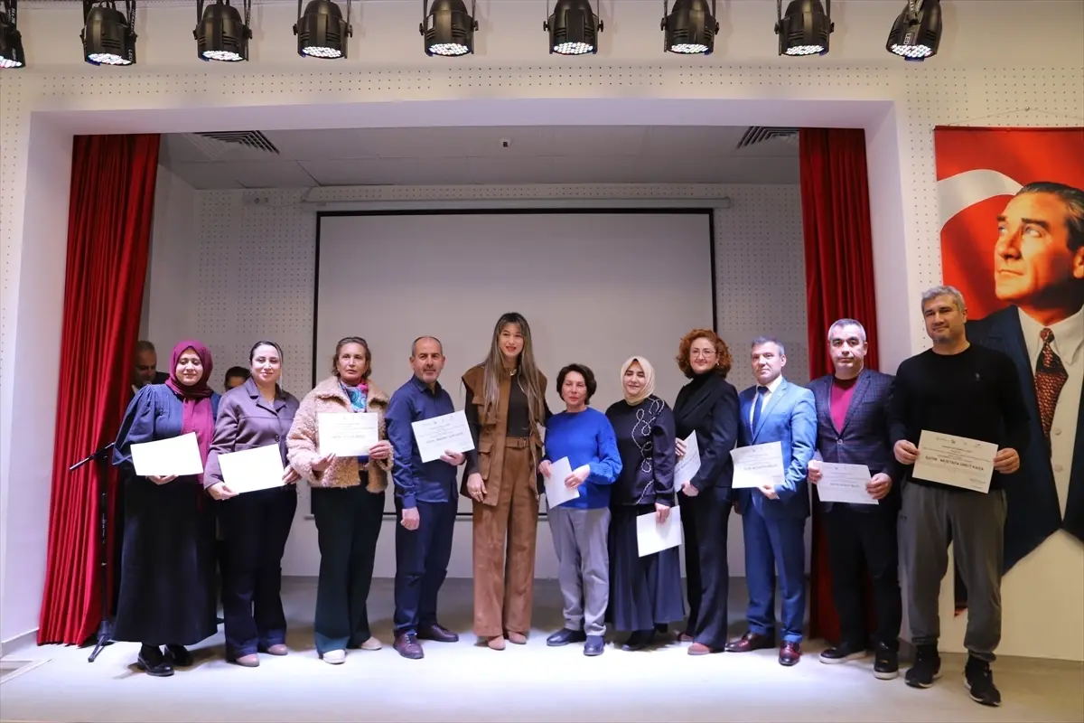 Gölbaşı'nda Öğretmenler İçin Yapay Zeka Atölyesi Gerçekleşti