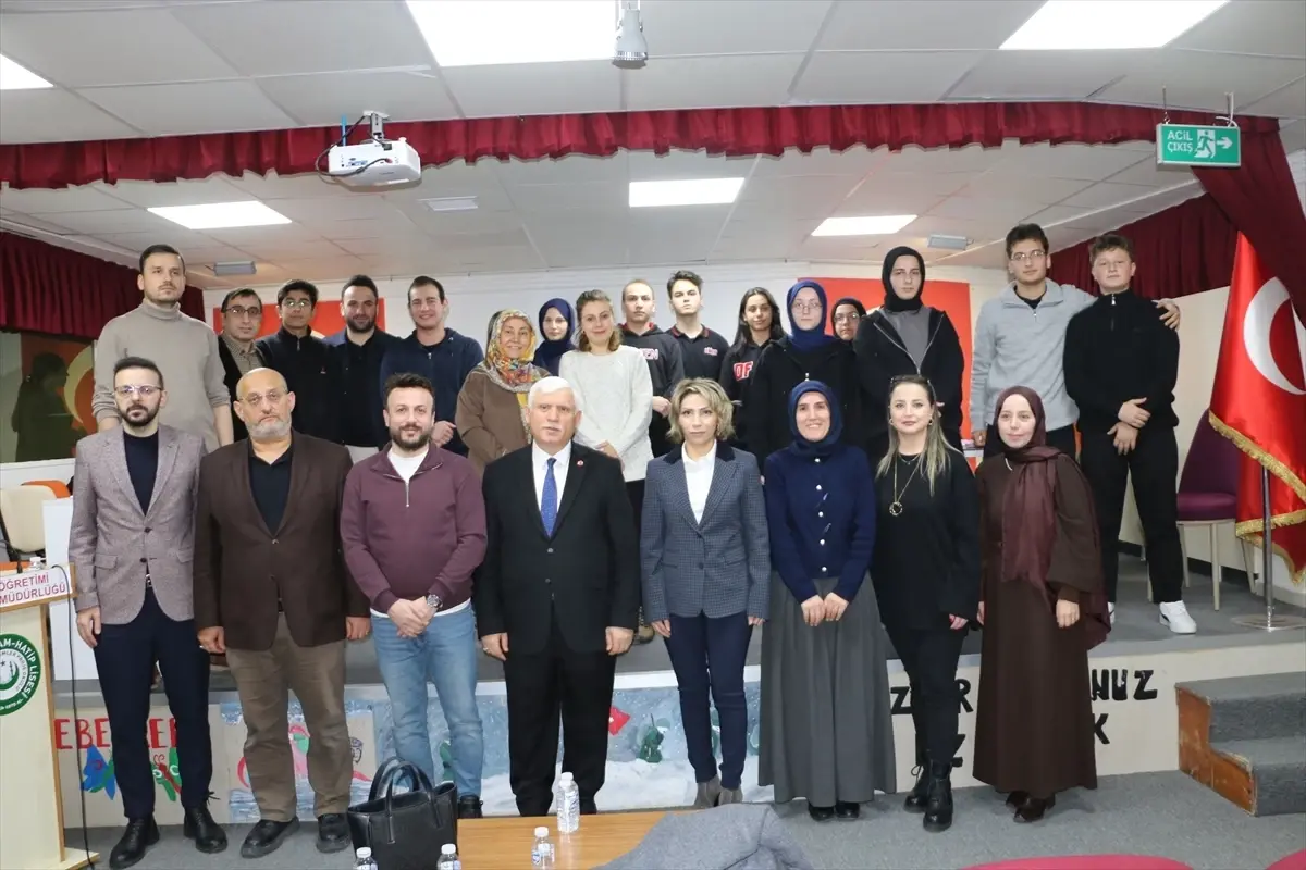 Of'ta Liseler Arası Bilgi Yarışması: IHL Takımı Birincilikle Göz Doldurdu