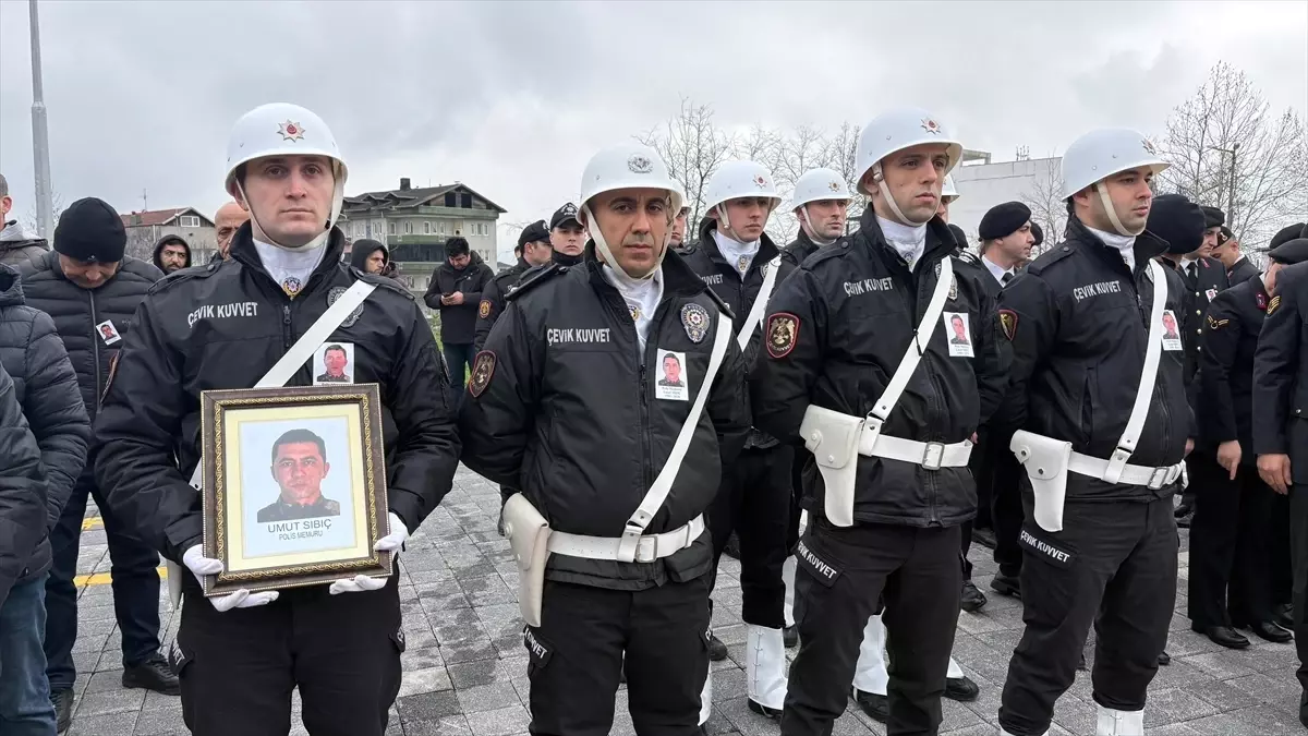 Zonguldak'ta Polis Memuru Umut Sıbıç'un Cenazesi Yapıldı