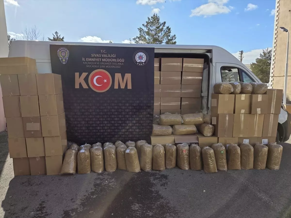Sivas'ta 840 Bin Makaron ve Tütün Ürünleri Ele Geçirildi