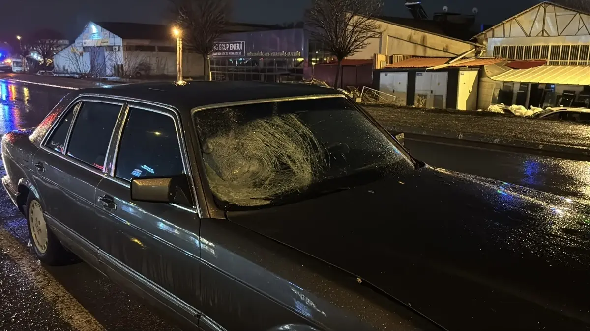 Sivas'ta 54 Yaşındaki Yaya Trafik Kazası: Ağır Yaralı