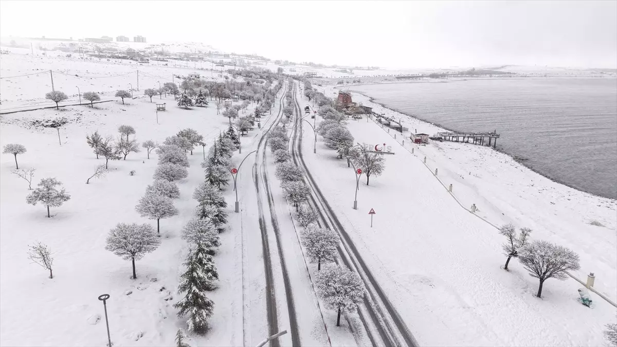 Doğu Anadolu’da Şiddetli Kar Yağışı 161 Köy ve Kasabayı İzole Etti