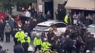 Polis memurlarıyla çatışma anı