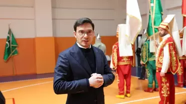 Mehteran Takımı performans sergiliyor