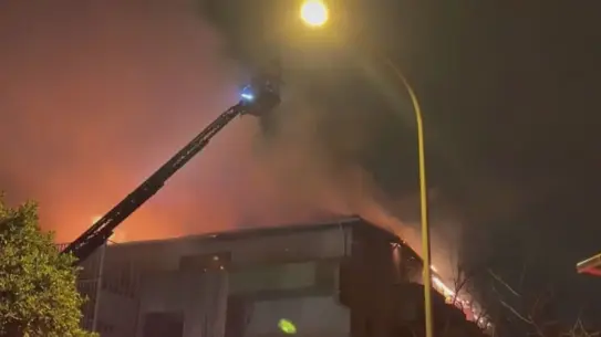 Yangın sonrası binanın çatı kısmının görüntüsü