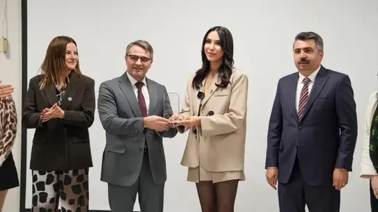 Yıldırım Ortaokulu'nda yeni kütüphane açılışı