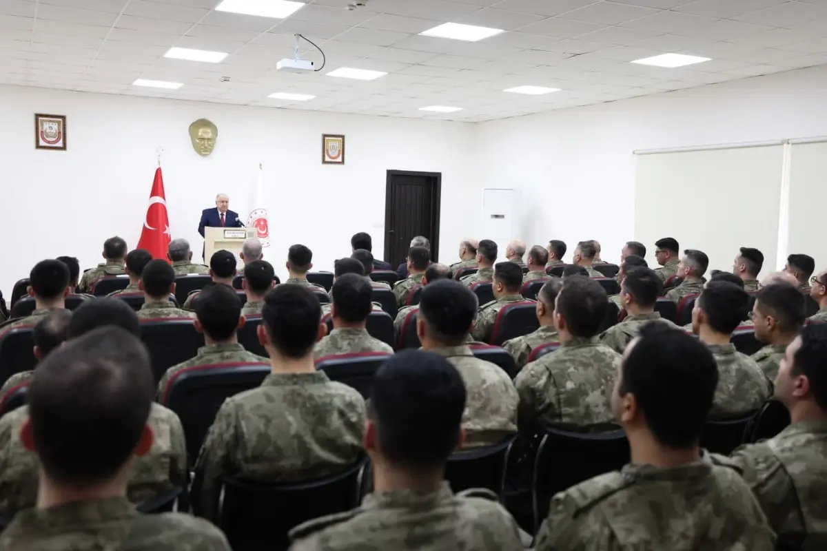 Kilis'te Güvenlik Değerlendirmesi: Bakan Güler'den Kritik Açıklamalar