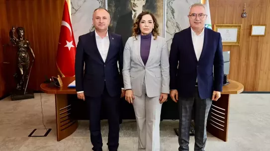 Memur-Sen Tekirdağ Ziyaretinde Valilik ve Belediye Başkanını Karşıladı