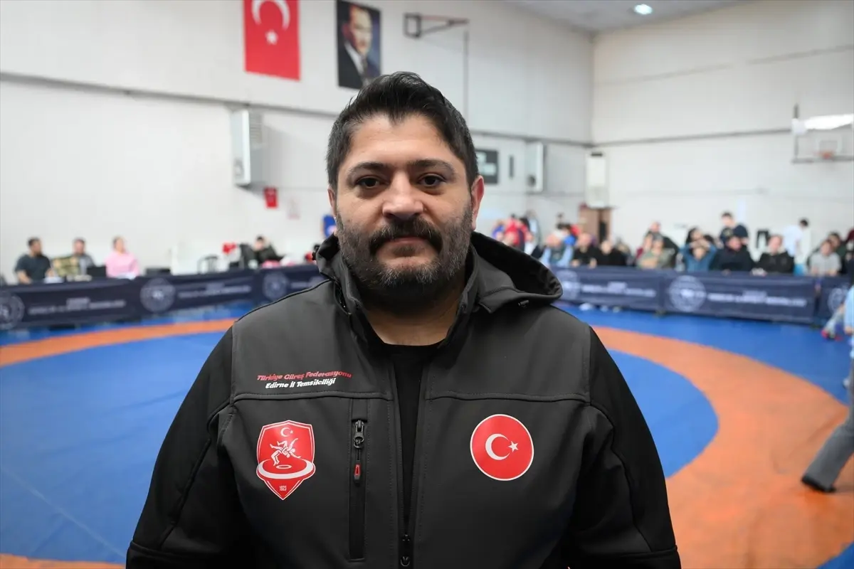 Edirne'de Deprem Şehitleri Güreşçilerin Anısına Şampiyona Düzenlendi