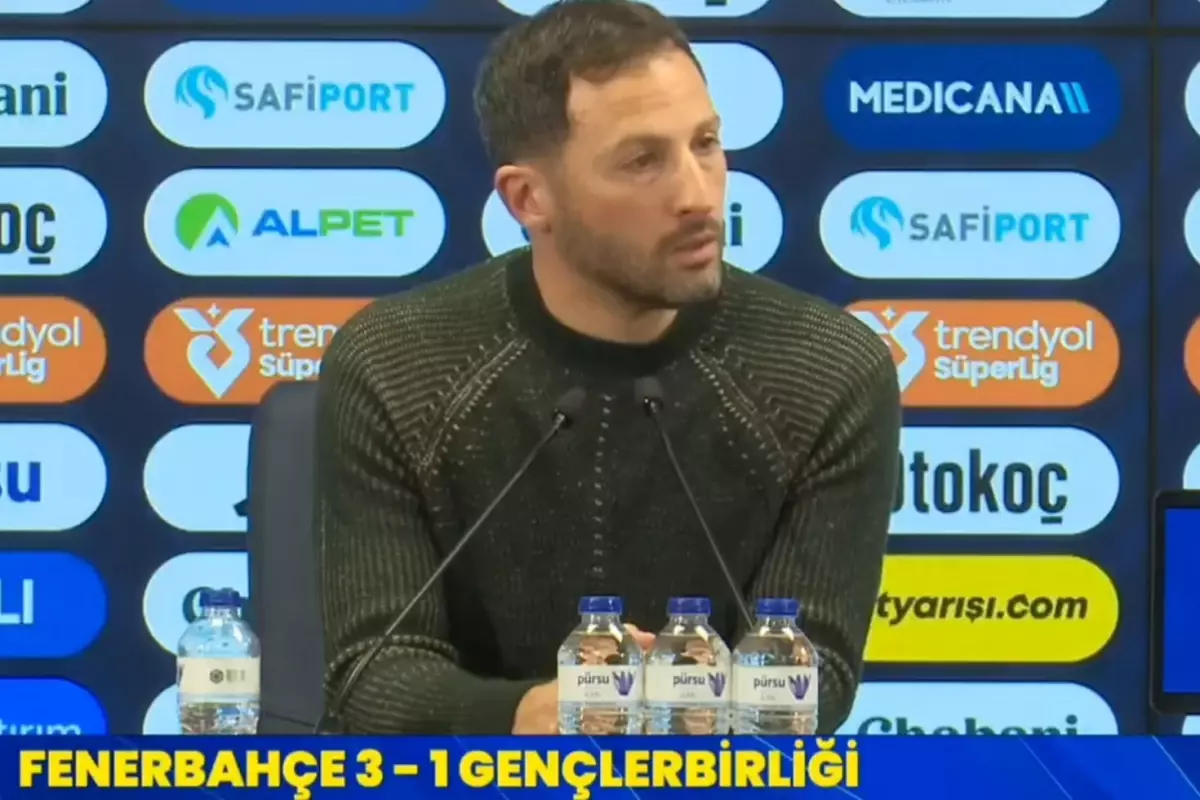 Tedesco'dan Tek Kelimelik Cevap: “Maşallah” ve Fenerbahçe'nin Rekor Namağlup Serisi