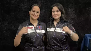 Şampiyonluk anında Zehra Gemi ve Ayşegül Karagöz