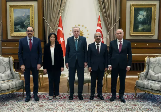 Görüşme sırasında alınan fotoğraf 2