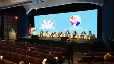 Konferansta Işıkhan