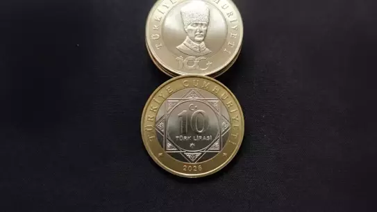 Sosyal medyada dolaşan 10 TL madeni para fotoğrafı