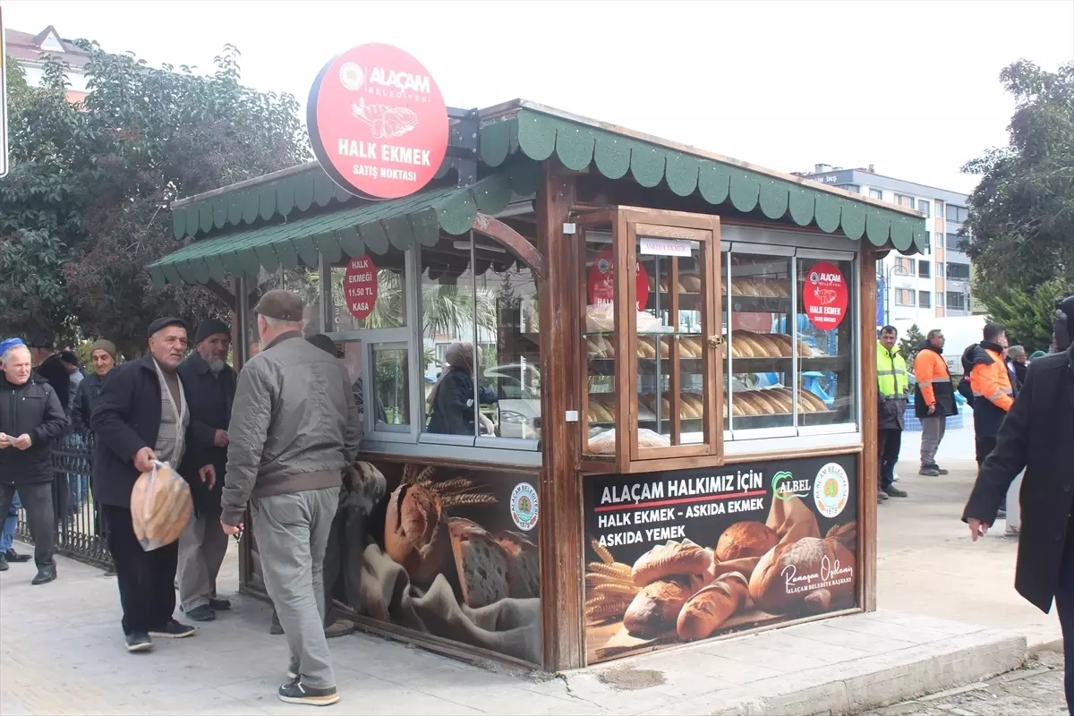 Alaçam’da Uygun Fiyatlı Halk Ekmek Büfesi Hizmete Girdi
