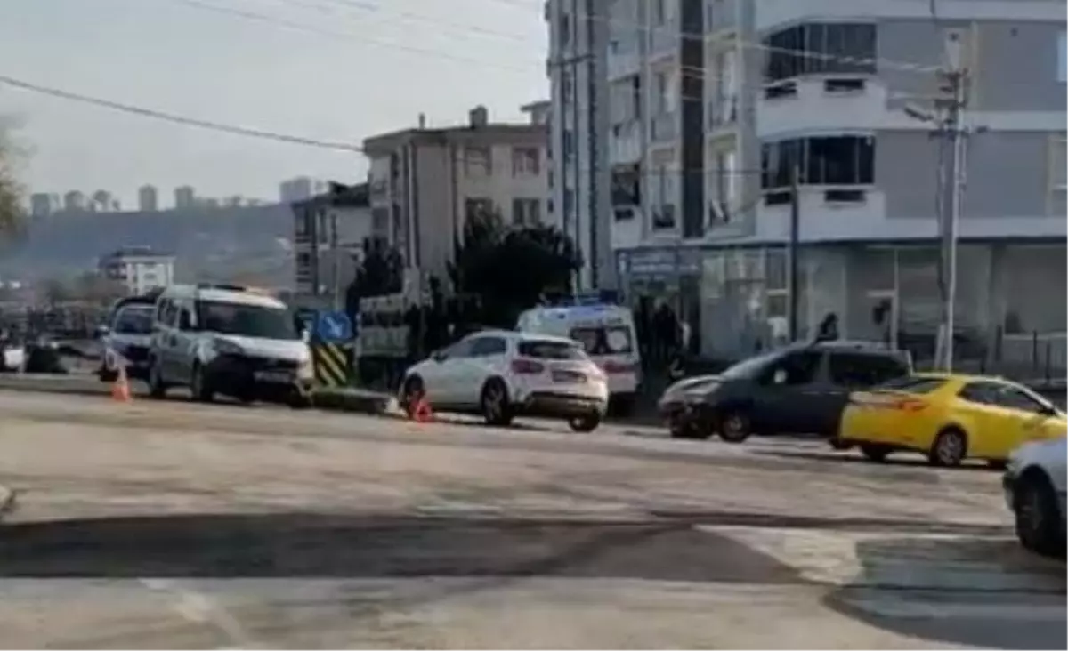 Samsun İlkadım’da Araç Çarpışması: 3 Kişi Yaralandı