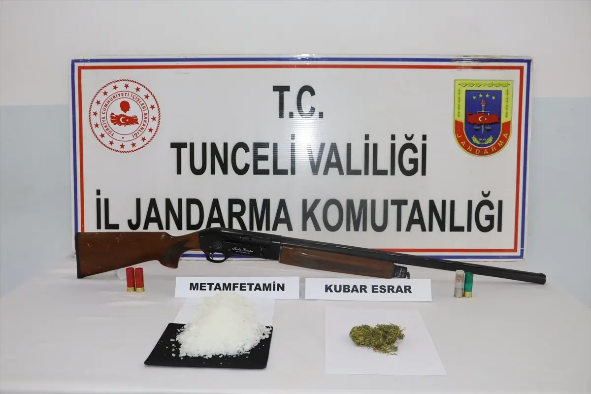 Tunceli'de Silahlı Uyuşturucu Operasyonu: 4 Şüpheli Tutuklandı