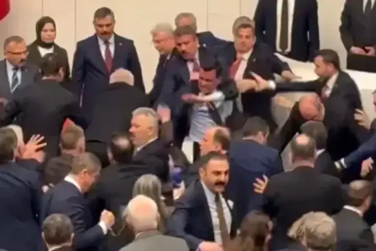 Cevdet Yılmaz, CHP'nin TBMM'deki Provokatif Yaklaşımını Kınadı