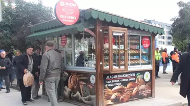 Halk Ekmek Büfesi iç görüntüsü