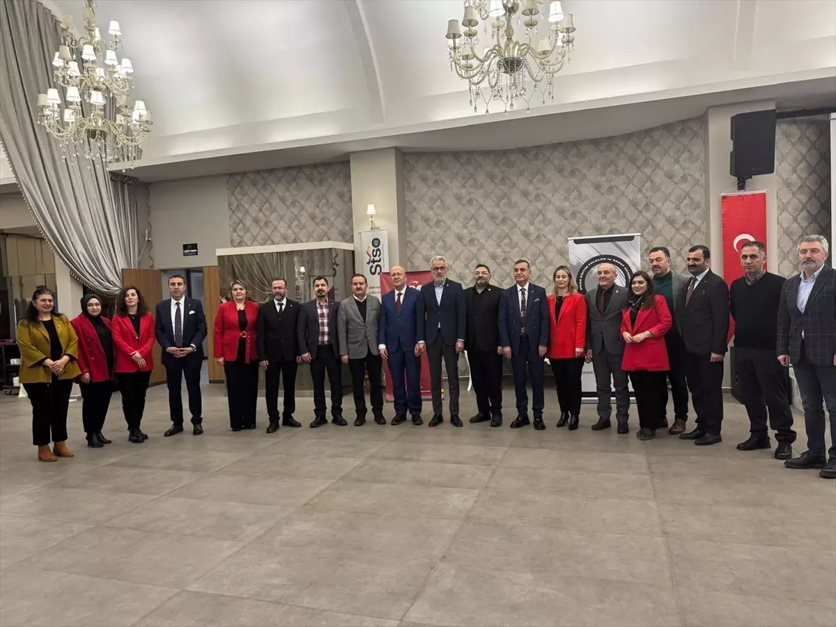 Sivas'ta Herfene Geceleri Yeniden Canlanıyor: Folklor ve Sanat Akademisi'nden Renkli Etkinlik