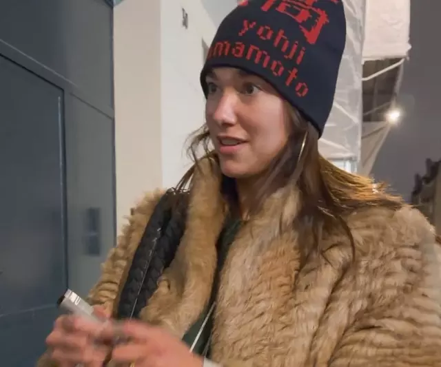 Dua Lipa makyajsız fotoğraf 2