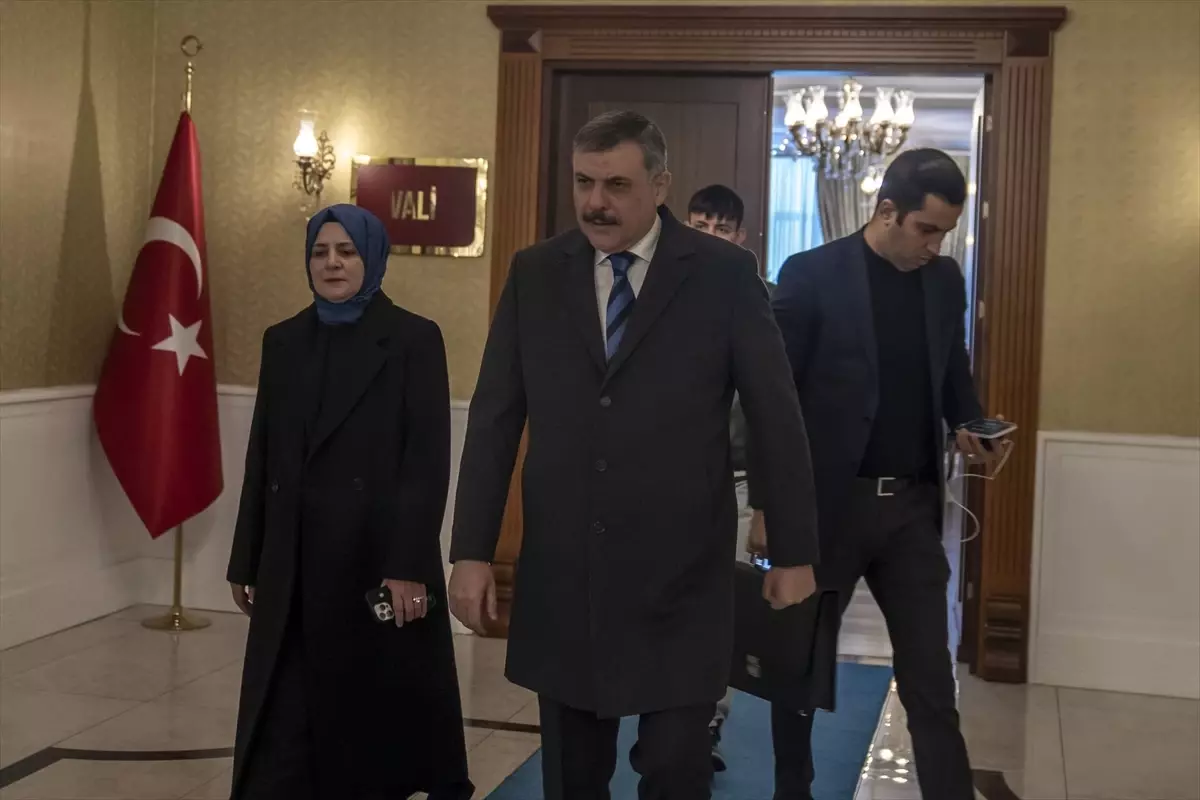 Erzurum’da İçişleri Bakanı Mustafa Çiftçi’nin Duygusal Veda Anları