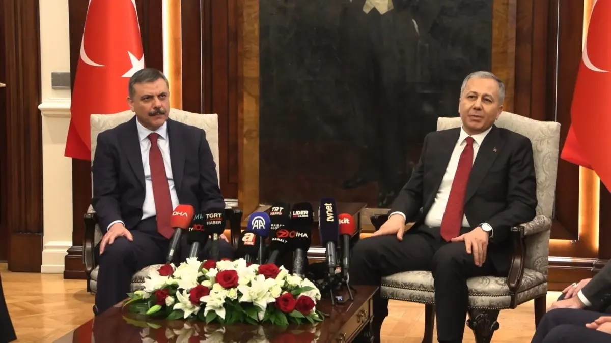 Mustafa Çiftçi, İçişleri Bakanı Olarak Görevine Başladı