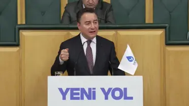 Babacan'dan Kadınların Giyimine Yönelik Siyasi Eleştiri