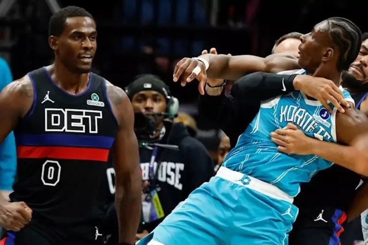 NBA'de Hornets-Pistons Çatışması Sonrası Dört Oyuncuya Uygulanan Ağır Cezalar