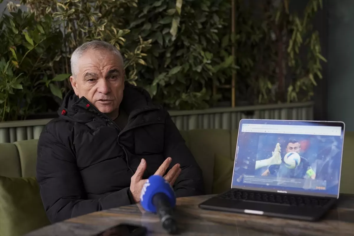 Rıza Çalımbay, AA'nın 'Yılın Kareleri' Oylamasında Değerlendirdiği Anlar