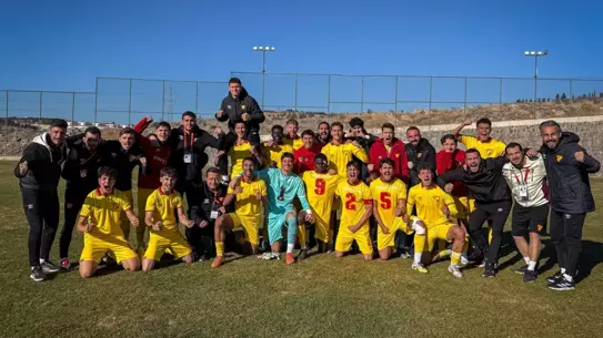 Göztepe kalesine duvar örneği