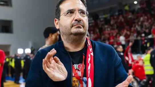 Hapoel Tel Aviv Başkanı Ofer Yannay, Nigel Hayes‑Davis’e Teklifini Açıklıyor: “Umarız Eski Takımı Fenerbahçe’yi Değil, Bizi Seçer”