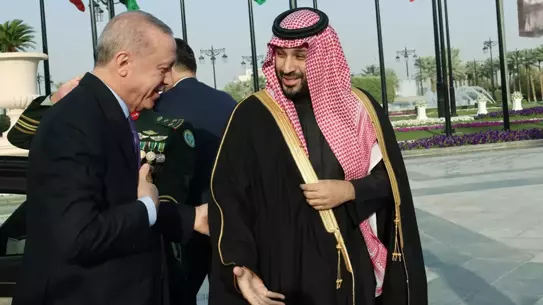Erdoğan, Suudi Arabistan'la Yenilenebilir Enerji Anlaşmasının Ayrıntılarını Açıkladı