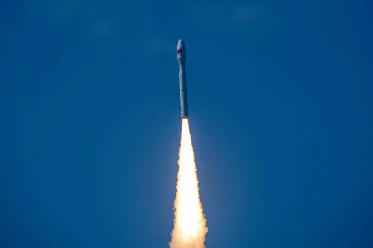 Çin, Pakistan'ın PRSC-EO2 Gözlem Uydusunu Başarıyla Uzaya Fırlattı