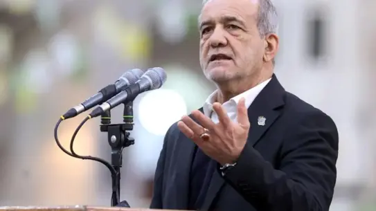 İran Cumhurbaşkanı Pezeşkiyan Maaşını Açıklıyor: Sağlık Sistemine Yönelik Eleştiriler