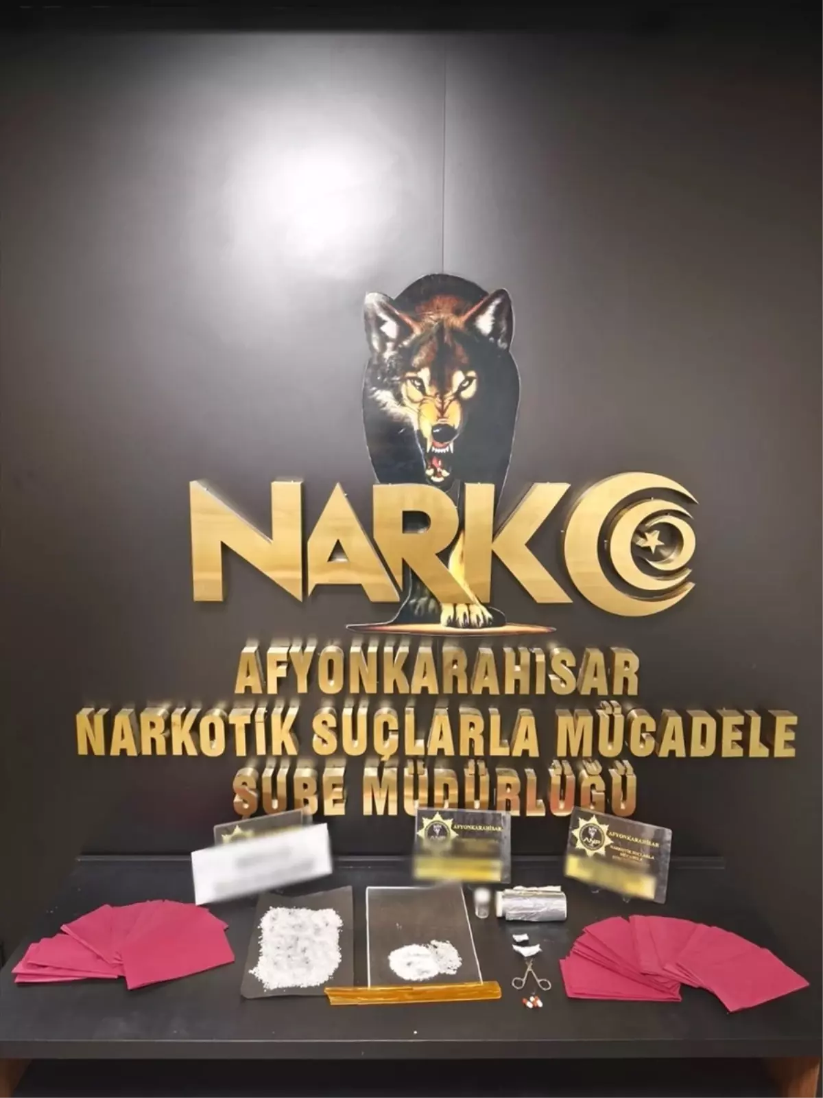 Afyonkarahisar’da Uyuşturucu Operasyonu: Tutuklamalar ve Serbest Bırakmalar