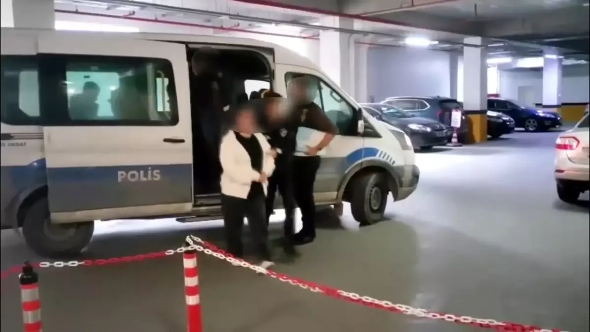 Avcılar’da 25 Kilogram Uyuşturucu ve 2 Bin Hap Ele Geçirildi