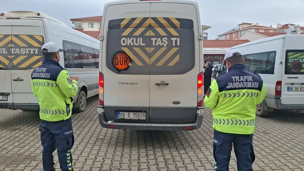 Beypazarı’nda Öğrenci Servisleri Denetlendi: Güvenlik Önlemleri ve Uyarılar