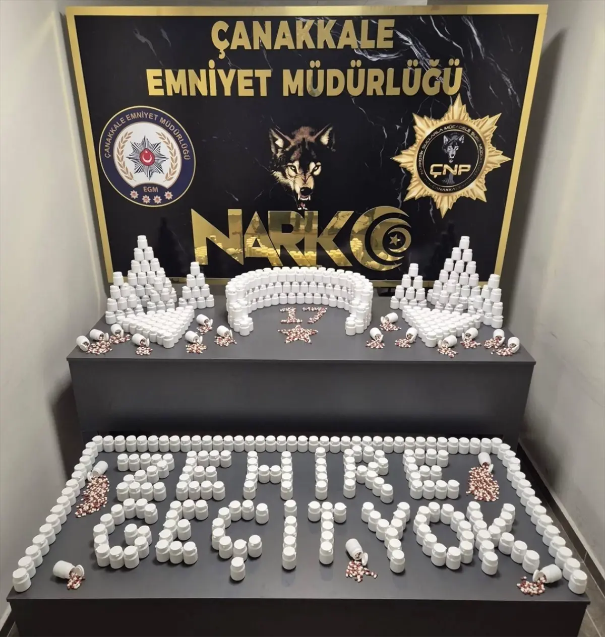 Çanakkale'de Uyuşturucu Operasyonu: 2 Şüpheli Tutuklandı, 80 Bin Lira Ele Geçirildi