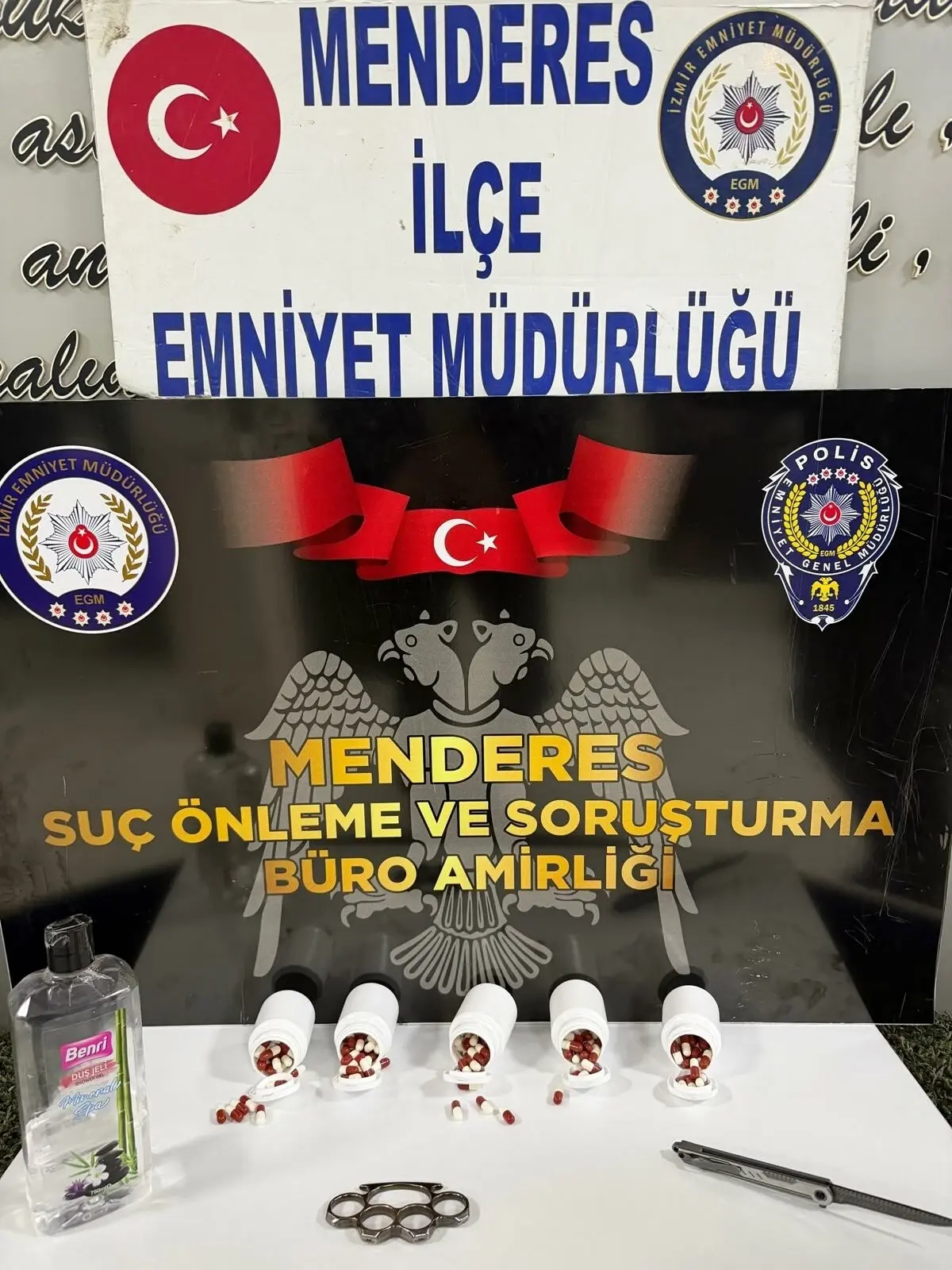 İzmir Menderes'te Büyük Uyuşturucu Operasyonu: 885 gr GHB ve Metamfetamin Ele Geçirildi