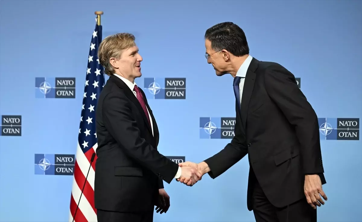 NATO'nun Ukrayna Desteği: Rutte, ABD'nin Rusya Baskısını Takdir Etti