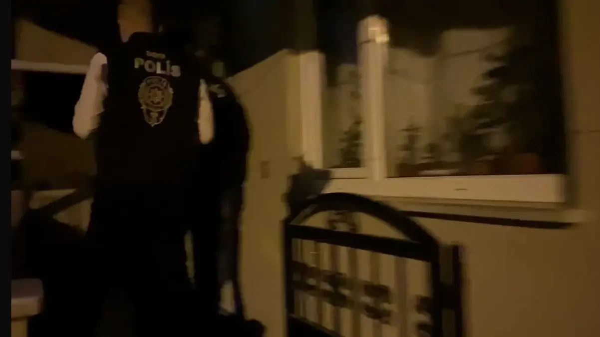 Sakarya'da Başlatılan Operasyonla 12 İl'de Çocuk Müstehcenliği Çökertildi