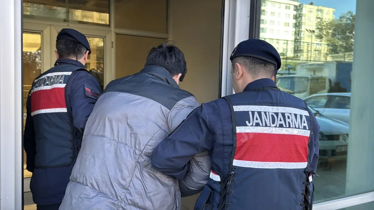 Samsun Atakum’da 709 gr Skunk ve Ruhsatsız Silah Ele Geçirildi