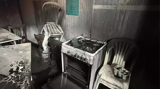 Yangın sonrası söndürülmüş iş yeri