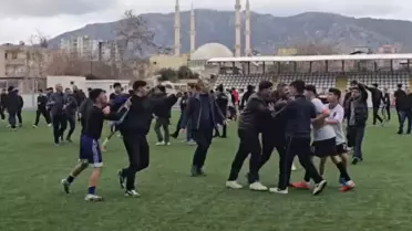 Kozan'da Liseler Arası Futbol Maçında Şiddetli Kavga Meydana Geldi