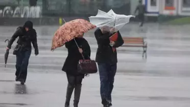 Fırtına ve yağış uyarısı görseli