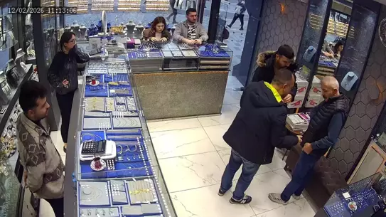 Polisin şüpheliyi gözaltına aldığı an