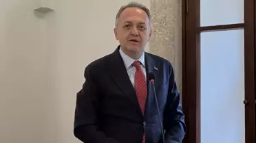 Süheyl Ünver anma programı sahnesi