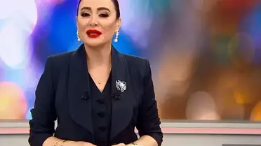 Didem Arslan’ın Canlı Yayınında Filtre Aniden Kaldı, İzleyiciler Şaşkın!